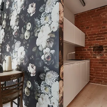 Old New - Szczepanska Aparthotel 3*