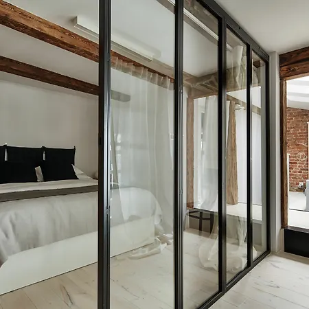 Old New - Szczepanska Aparthotel 3*