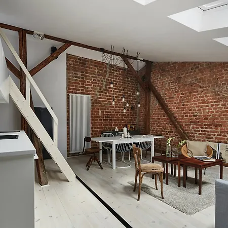 Aparthotel Old New - Szczepanska 3*