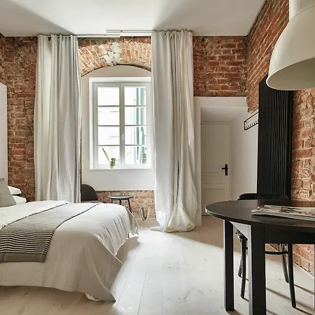 Aparthotel Old New - Szczepanska 3*